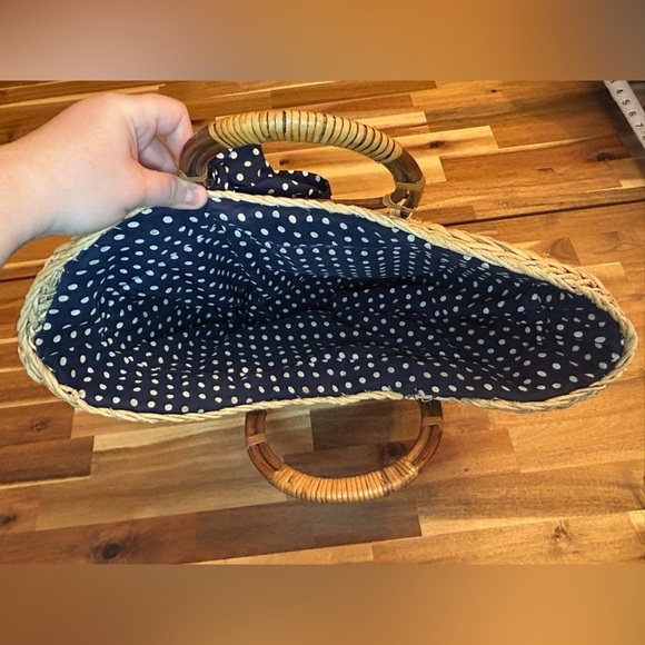 Woven Natural Straw Fiber Two Handle Navy White Polkadot Lining Bucket Tote Bag - Picture 2 of 6
